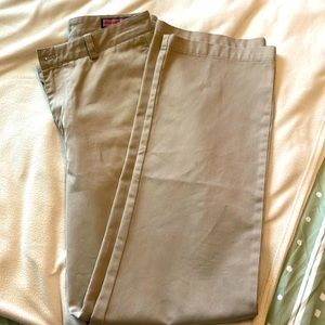 Vineyard Vines Kakhi Pants 30x32
